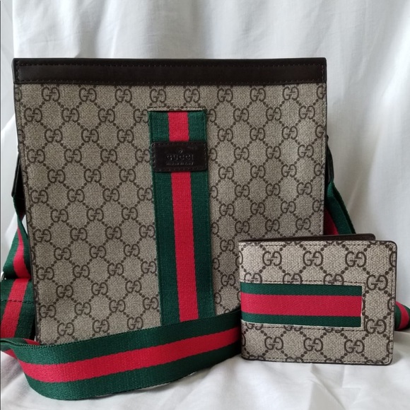 Purses - Picture 2 of 16